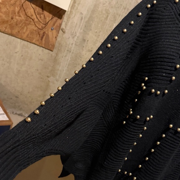 Chic Black Sweater with Studded Accents - Picture 4 of 7